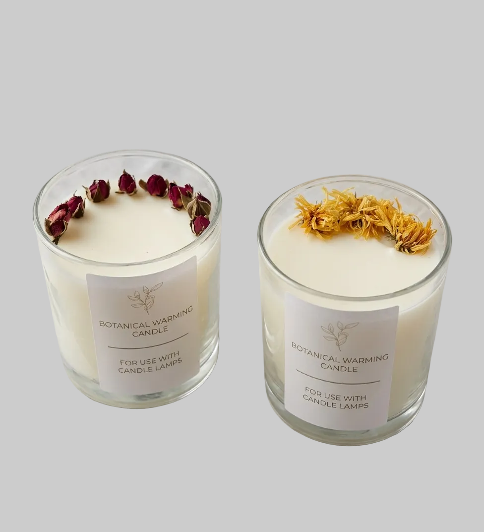 Hand-poured soy waxcandle without a wick,  to use with candle warmer lsmp embedded with natural botanicals, presented in a glass dish jar. Uk
