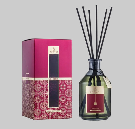 Vin Noble 500ml roomoi Room Diffuser – Fruity Vineyard Grapes & Warm Woods Luxury Home Fragrance